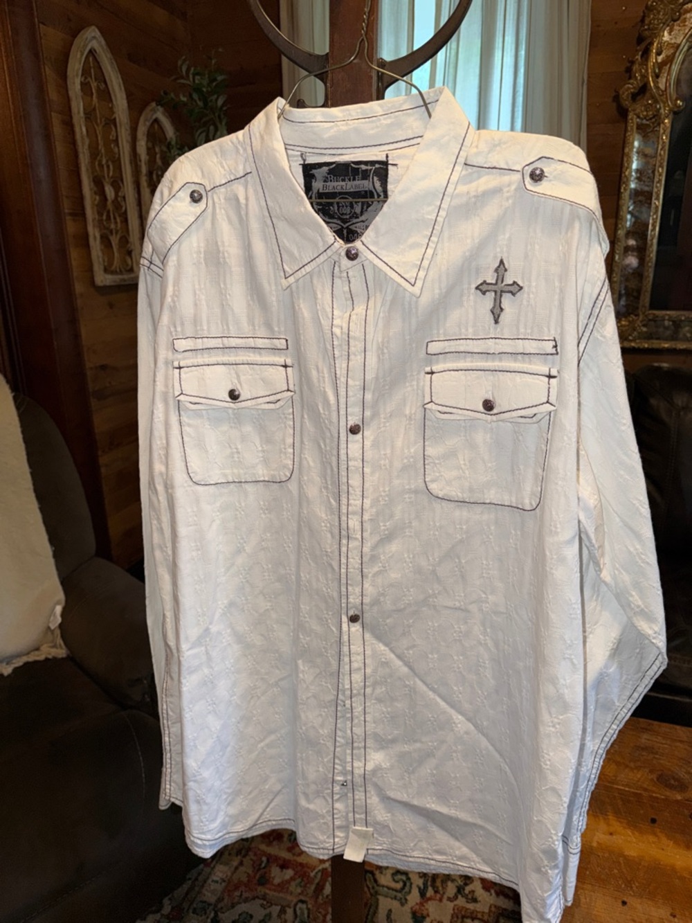 Buckle White Men's Casual Button-Down Shirt with Contrast Stitching